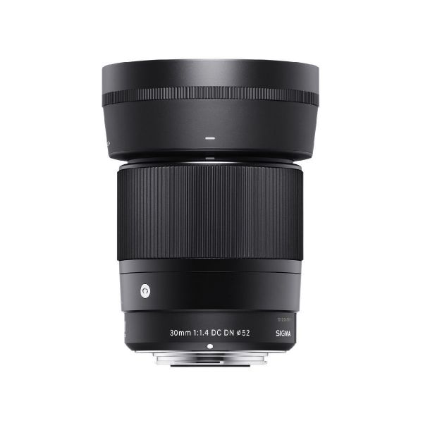 Sigma 30mm F1.4 Contemporary DC DN Lens for Sony E Mount Cameras with  Essential Photo and Travel Bundle