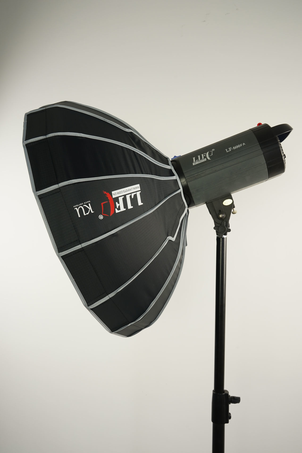 KU16LY 85cm Quick Beauty Dish Softbox. Future Forward RGB Films