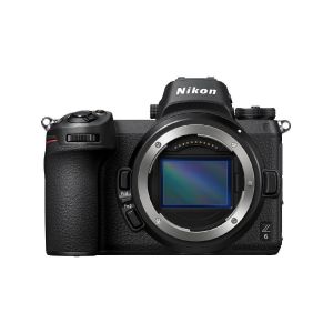 Picture of Nikon Z6 Body With Nikkor Z 24-200mm f/4-6.3 Lens